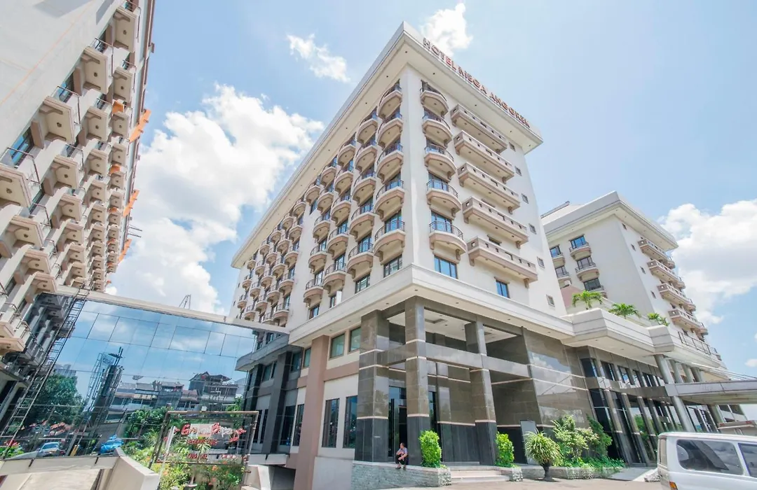 Mega Anggrek Hotel Jakarta Slipi-1
